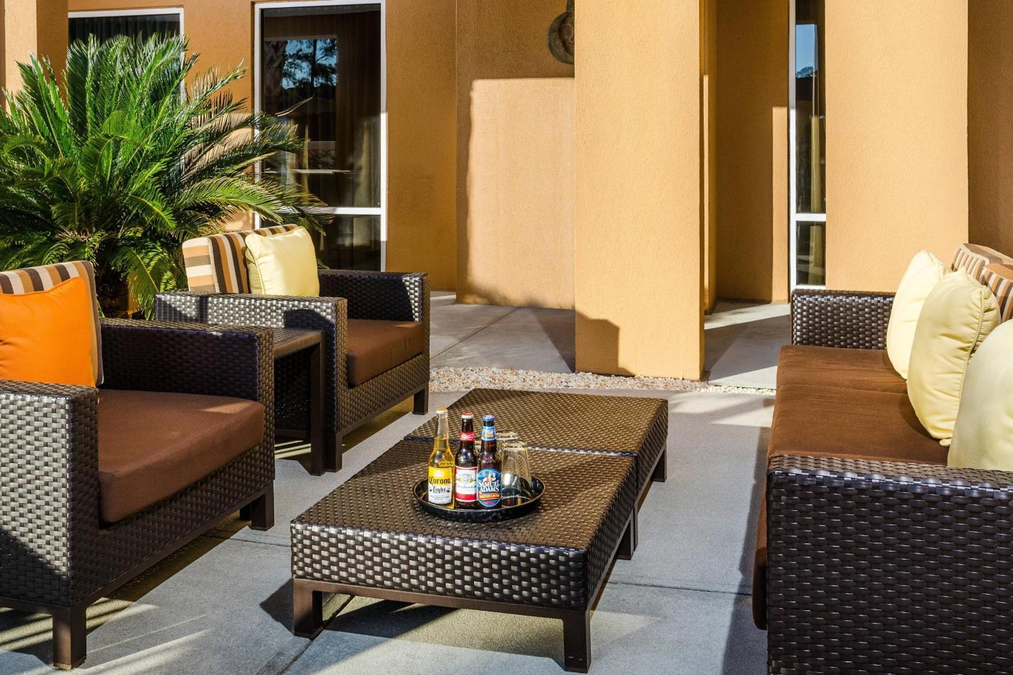 Courtyard By Marriott Myrtle Beach Broadway Exterior foto